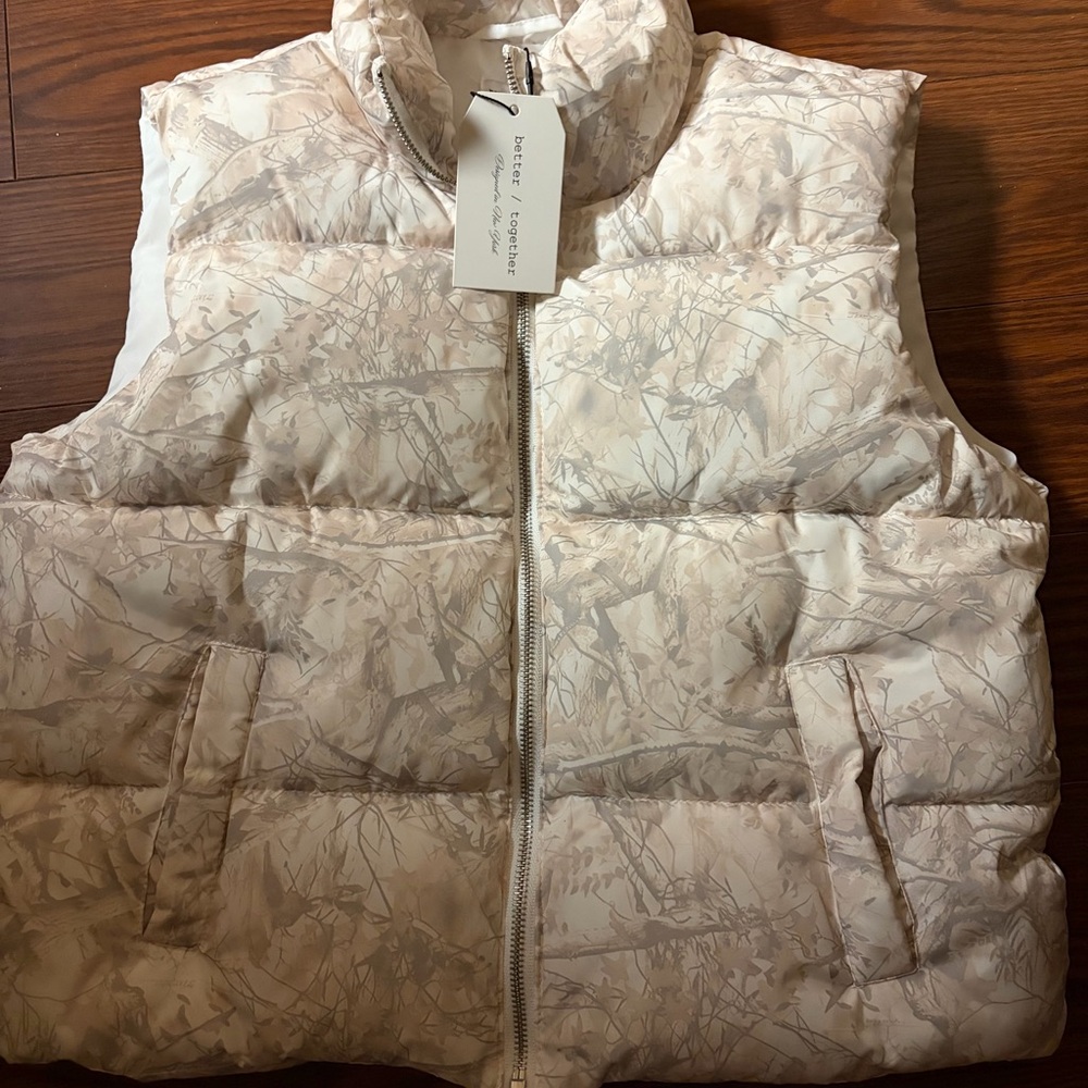 Womens better together Beige Camouflage Puffer Vest